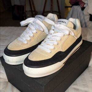 CHANEL Women’s  Beige and Black velvet sneakers.